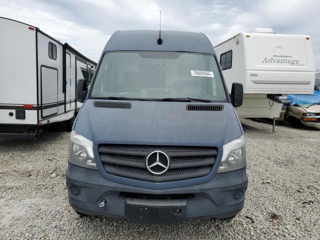 WD3PE7CD2JP637840 - 2018 MERCEDES-BENZ SPRINTER 2500 Blau Foto 5
