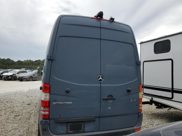 WD3PE7CD2JP637840 - 2018 MERCEDES-BENZ SPRINTER 2500 Blau Foto 6