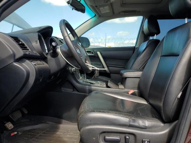 5TDZK3EH3DS090328 - 2013 TOYOTA HIGHLANDER BASE Бордовый фото 7
