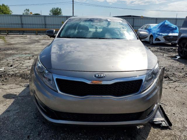 5XXGM4A7XDG093328 - 2013 KIA OPTIMA LX ვერცხლისფერი ფოტო 5