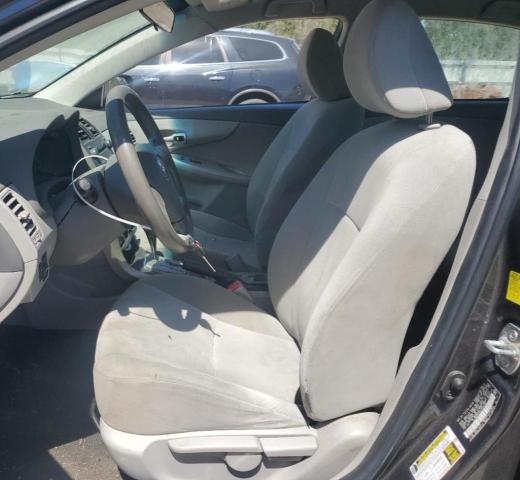 2T1BU4EE8AC406902 - 2010 TOYOTA COROLLA BASE Grau Foto 7