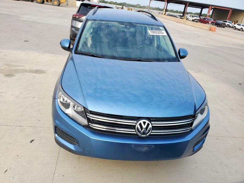 WVGAV7AXXHK022870 - 2017 VOLKSWAGEN TIGUAN S BLUE photo 5