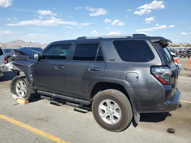 JTEBU5JR5L5805504 - 2020 TOYOTA 4RUNNER SR5/SR5 PREMIUM GRAY photo 2