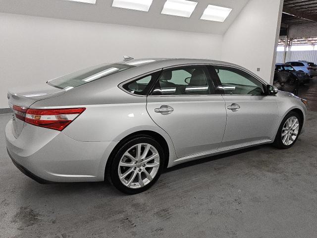 4T1BK1EB8DU037665 - 2013 TOYOTA AVALON BASE Gümüş fotoğraf 3