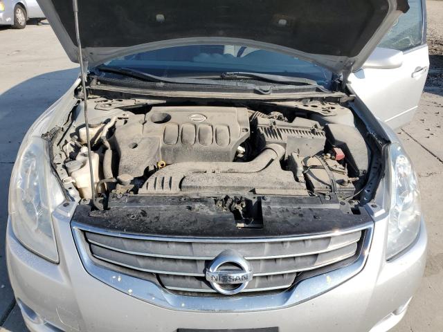 1N4AL2AP8CN516963 - 2012 NISSAN ALTIMA BASE SILVER photo 11