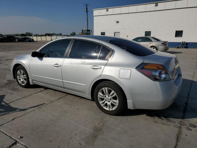 1N4AL2AP8CN516963 - 2012 NISSAN ALTIMA BASE SILVER photo 2