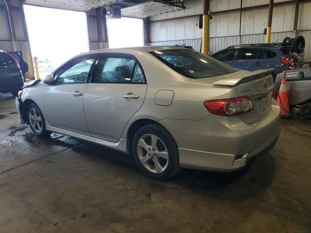 5YFBU4EE8DP211189 - 2013 TOYOTA COROLLA BASE Plata foto 2