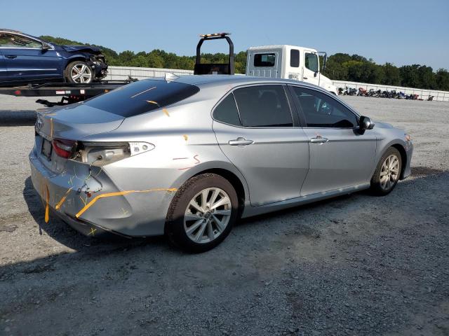 4T1C11AK7MU535465 - 2021 TOYOTA CAMRY LE SILVER photo 3