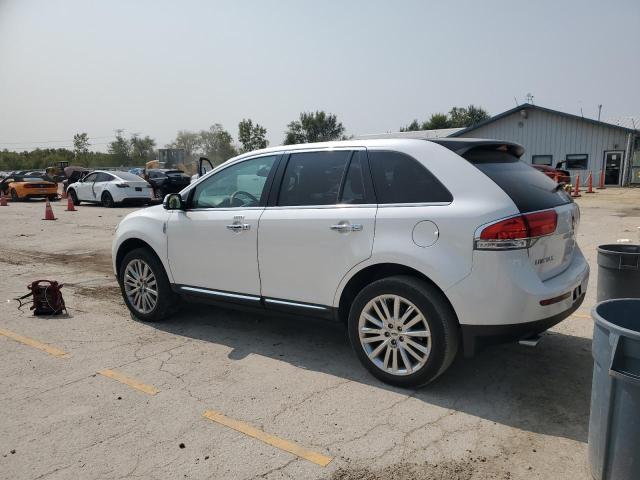 2LMDJ8JK7EBL06390 - 2014 LINCOLN MKX WHITE photo 2