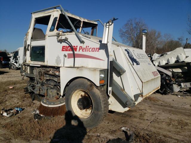 P42455D - 2004 ELGI SWEEPER WHITE photo 1