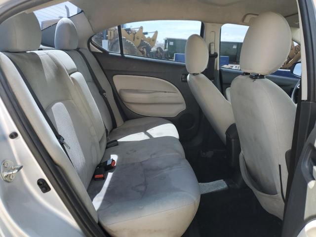 ML32F3FJ6JHF14503 - 2018 MITSUBISHI MIRAGE G4 ES 银色 照片 10