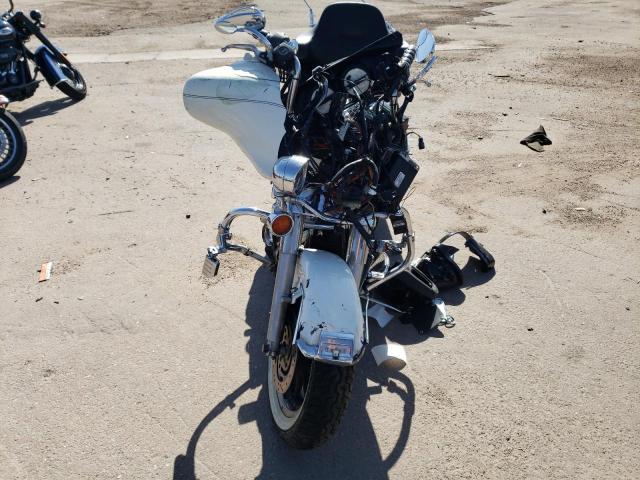 1HD1FCW162Y619113 - 2002 HARLEY-DAVIDSON FLHTCUI 白色 照片 2