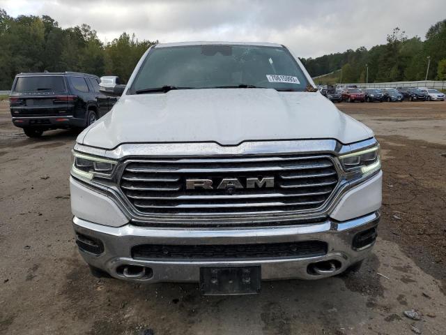 1C6SRFKT9KN832183 - 2019 RAM 1500 LONGHORN WHITE photo 5