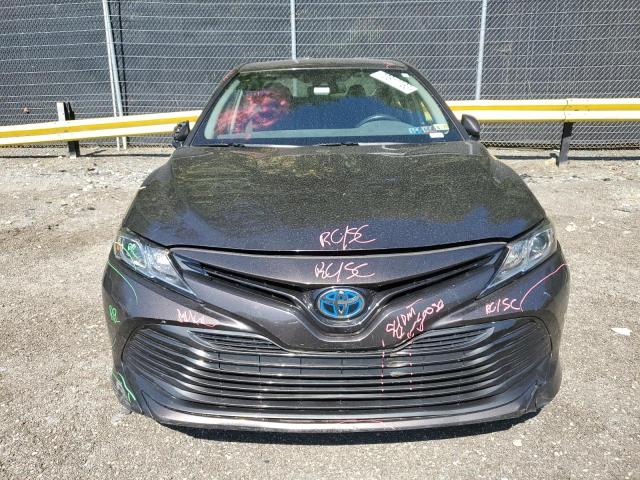 4T1B31HK8KU006034 - 2019 TOYOTA CAMRY LE GRAY photo 5