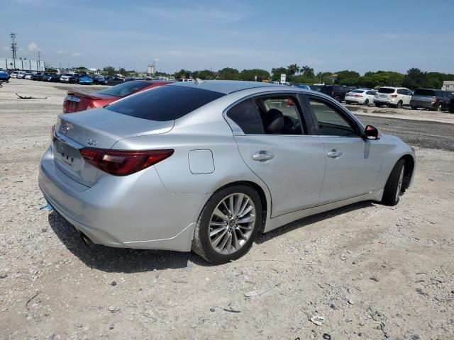 JN1EV7AP1JM357051 - 2018 INFINITI Q50 LUXE Серебристый фото 3