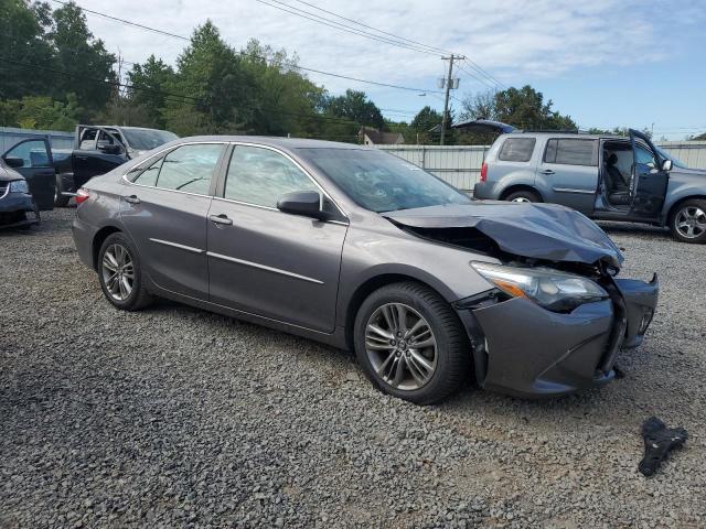 4T1BF1FK9GU224274 - 2016 TOYOTA CAMRY LE 灰色 照片 4