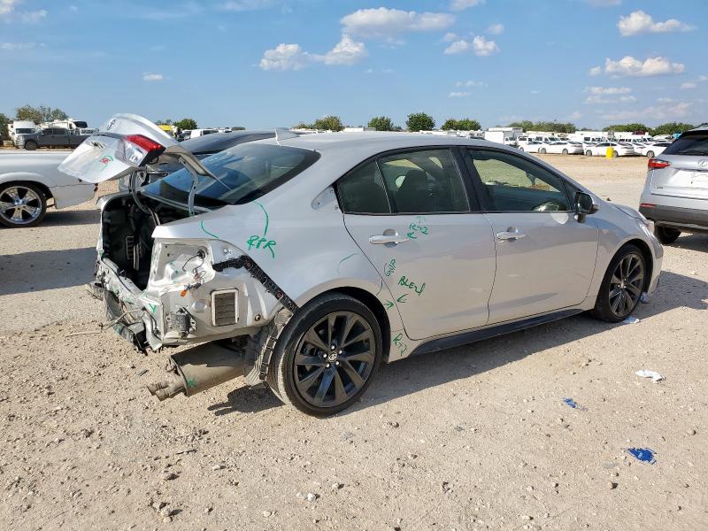 JTDP4MCE9RJ104916 - 2024 TOYOTA COROLLA SE SILVER photo 3