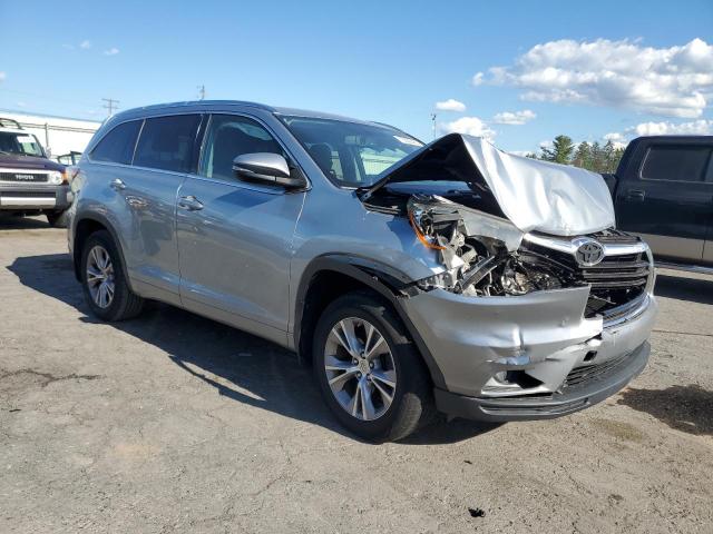 5TDJKRFH0FS086013 - 2015 TOYOTA HIGHLANDER XLE Արծաթագույն լուսանկար 4