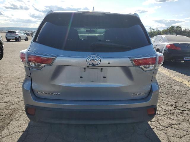 5TDJKRFH0FS086013 - 2015 TOYOTA HIGHLANDER XLE Արծաթագույն լուսանկար 6