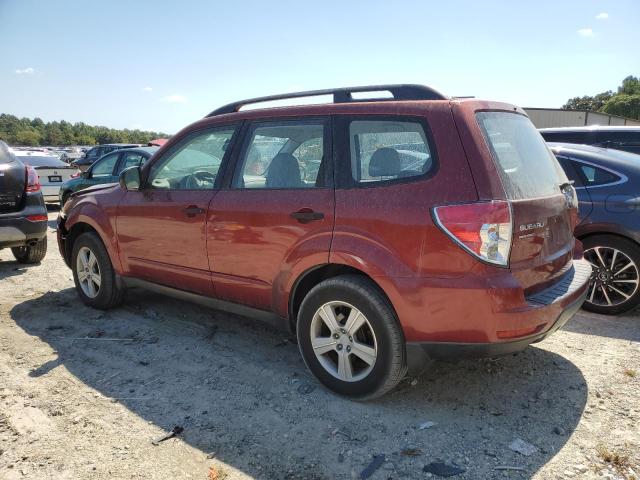 JF2SH6BC1AH765783 - 2010 SUBARU FORESTER XS Rot Foto 2