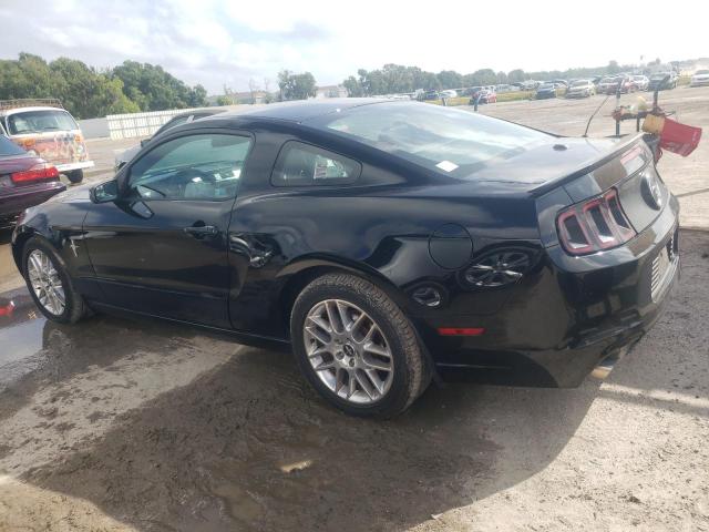 1ZVBP8AM0E5282913 - 2014 FORD MUSTANG BLACK photo 2