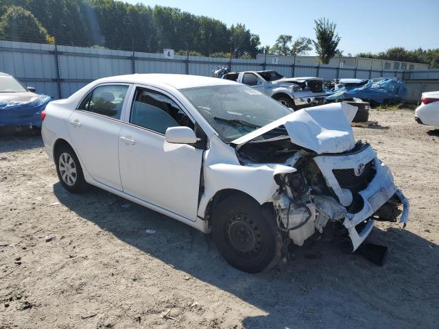 2T1BU4EE9AC323446 - 2010 TOYOTA COROLLA BASE WHITE photo 4