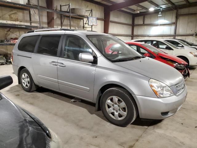 KNDMG4C37A6326550 - 2010 KIA SEDONA LX SILVER photo 4