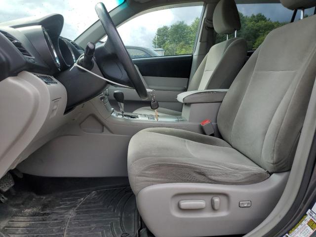 5TDBK3EH5CS105699 - 2012 TOYOTA HIGHLANDER BASE رمادي صورة 7