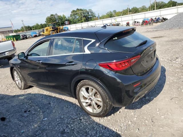 SJKCH5CP0HA033305 - 2017 INFINITI QX30 BASE BLACK photo 2