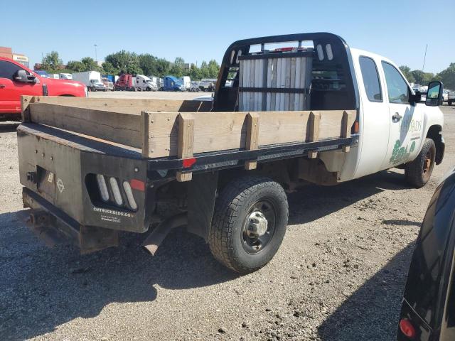 1GCHK49K59E146712 - 2009 CHEVROLET SILVERADO K2500 HEAVY DUTY WHITE photo 3