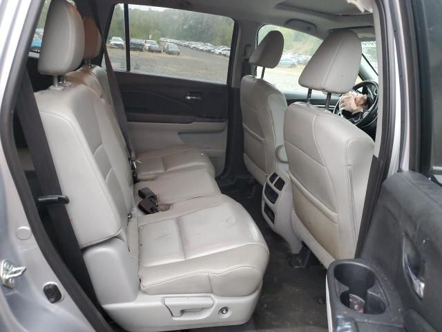 5FNYF6H50JB049156 - 2018 HONDA PILOT EXL SILVER photo 11