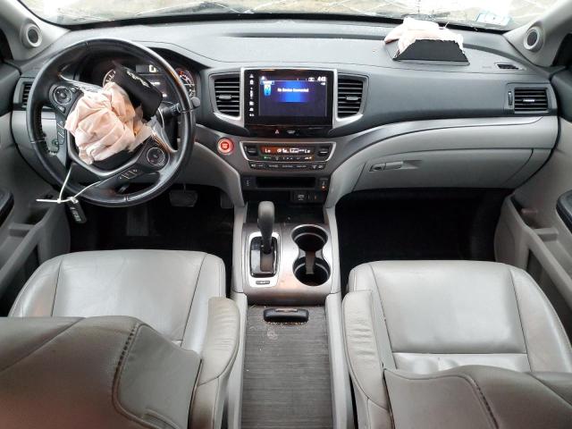 5FNYF6H50JB049156 - 2018 HONDA PILOT EXL SILVER photo 8