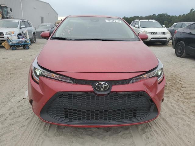 JTDVPMAE6MJ138872 - 2021 TOYOTA COROLLA LE RED photo 5