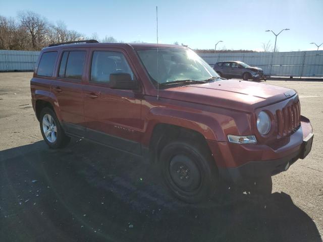 1C4NJRFBXED792948 - 2014 JEEP PATRIOT LATITUDE RED photo 4