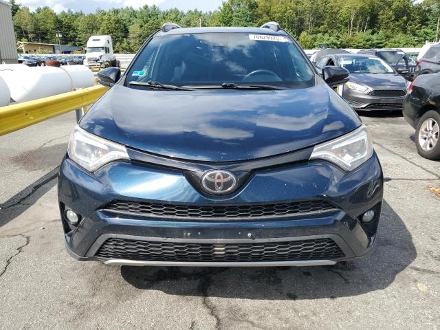 JTMJFREV6JJ179328 - 2018 TOYOTA RAV4 SE BLACK photo 5