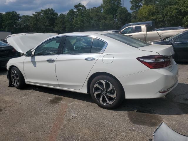 1HGCR3F01HA020504 - 2017 HONDA ACCORD EXL WHITE photo 2