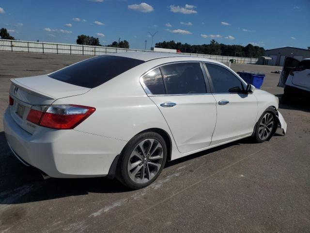 1HGCR2F58FA176462 - 2015 HONDA ACCORD SPORT WHITE photo 3
