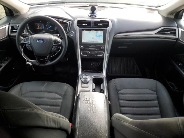 3FA6P0LUXKR210828 - 2019 FORD FUSION SE Blanc photo 8