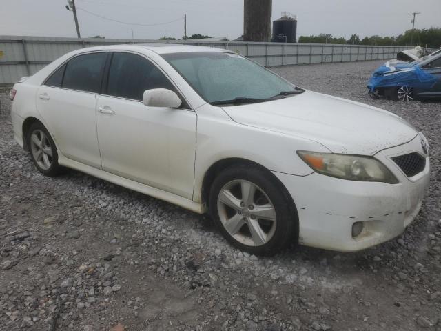 4T1BF3EK3BU670488 - 2011 TOYOTA CAMRY BASE WHITE photo 4