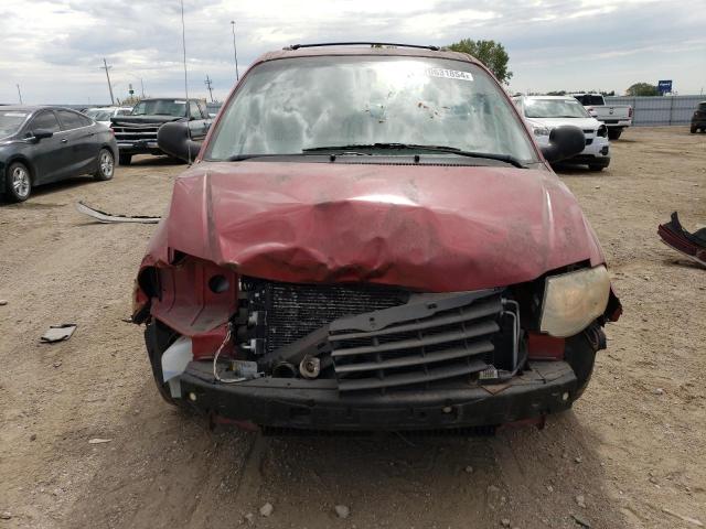 2A4GP54L56R858102 - 2006 CHRYSLER TOWN & COU TOURING MAROON photo 5