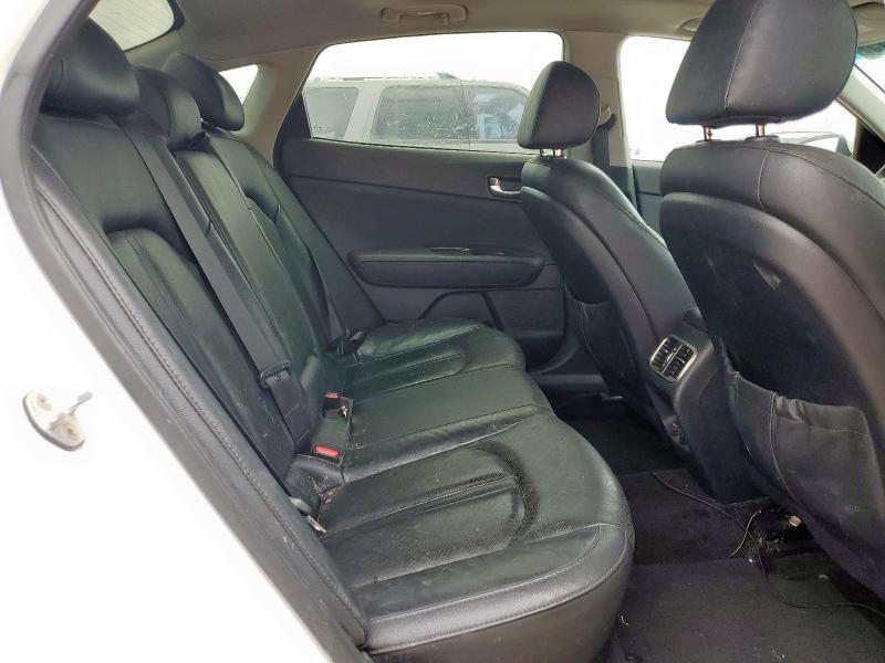 5XXGU4L36JG220548 - 2018 KIA OPTIMA EX WHITE photo 10