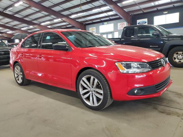 3VW1K7AJ0DM263734 - 2013 VOLKSWAGEN JETTA BASE წითელი ფოტო 4