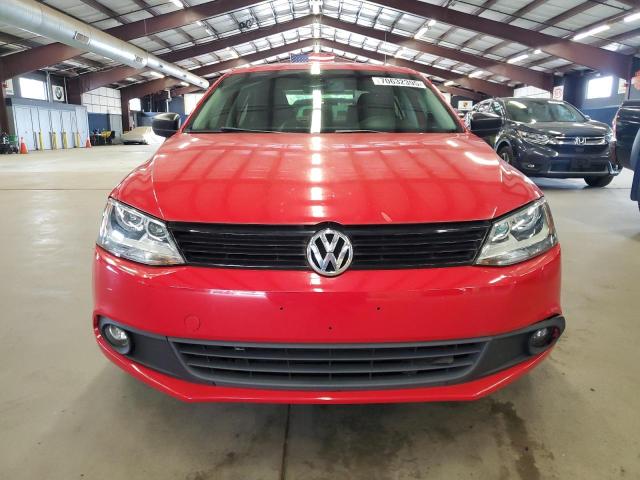 3VW1K7AJ0DM263734 - 2013 VOLKSWAGEN JETTA BASE წითელი ფოტო 5