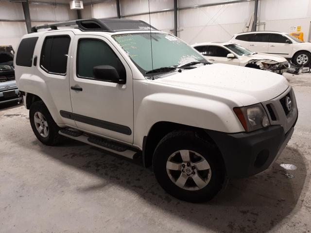 5N1AN0NW5DN813812 - 2013 NISSAN XTERRA X WHITE photo 4