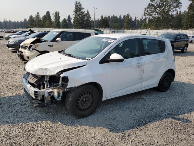 1G1JG6SH0J4110345 - 2018 CHEVROLET SONIC WHITE photo 1