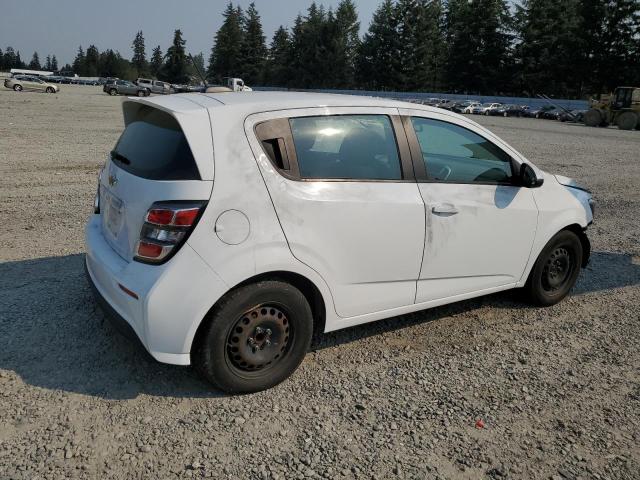 1G1JG6SH0J4110345 - 2018 CHEVROLET SONIC WHITE photo 3