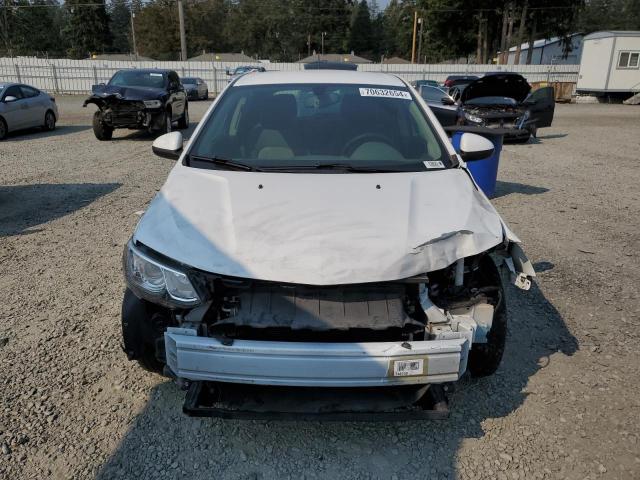 1G1JG6SH0J4110345 - 2018 CHEVROLET SONIC WHITE photo 5