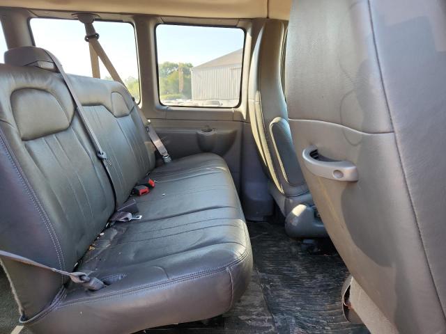 1GNSGBF41C1193808 - 2012 CHEVROLET EXPRESS G1 LS BLACK photo 11