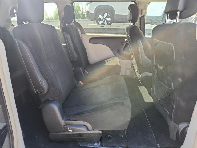 2C4RDGDG8CR219701 - 2012 DODGE GRAND CARAVAN CREW SILVER photo 11