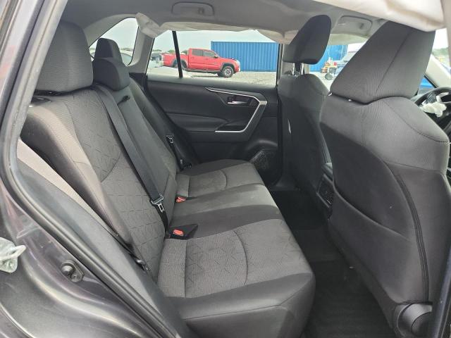 2T3W1RFV6MC115459 - 2021 TOYOTA RAV4 XLE ნაცრისფერი ფოტო 11